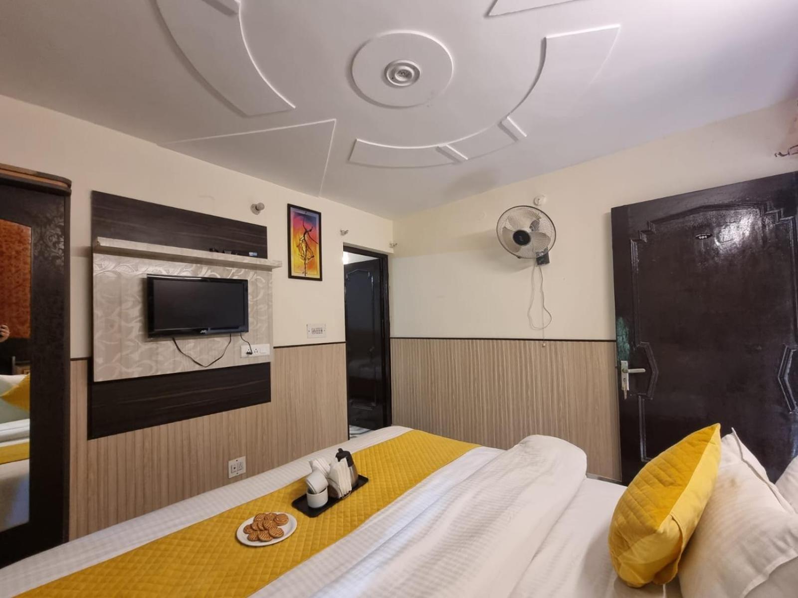 Hotel Stay Well Banikhet Exterior photo