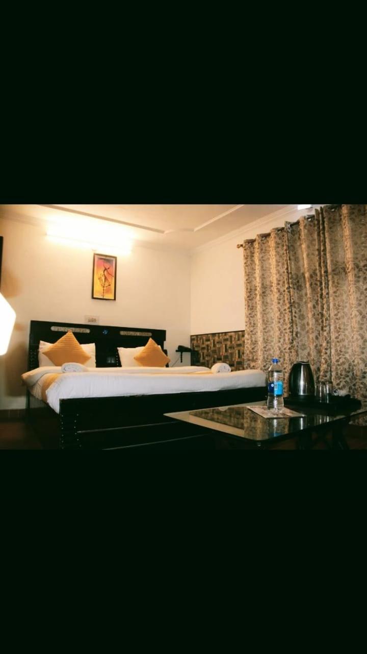 Hotel Stay Well Banikhet Room photo
